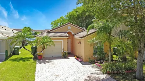 1585 SE 20th Road Homestead FL 33035