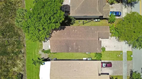 1585 SE 20th Road Homestead FL 33035