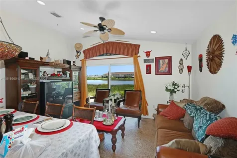 1585 SE 20th Road Homestead FL 33035