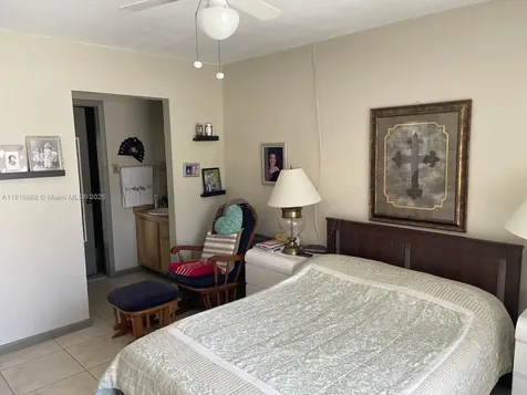 6172 SW 4th Place Margate FL 33068