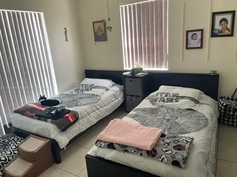 6172 SW 4th Place Margate FL 33068