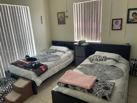 6172 SW 4th Place Margate FL 33068