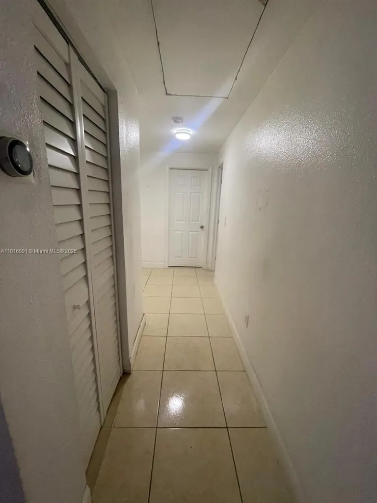 451 E Dayton Circle Fort Lauderdale FL 33312