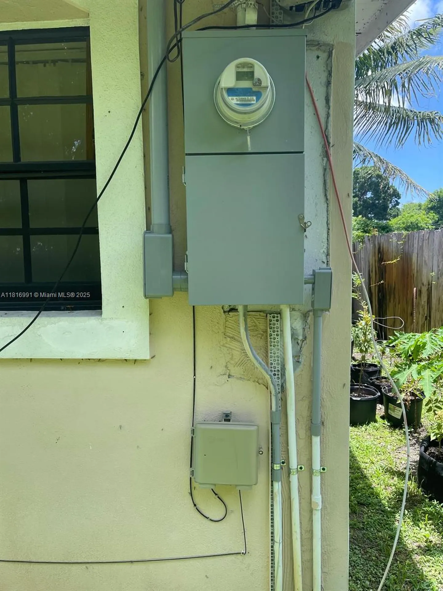 451 E Dayton Circle Fort Lauderdale FL 33312