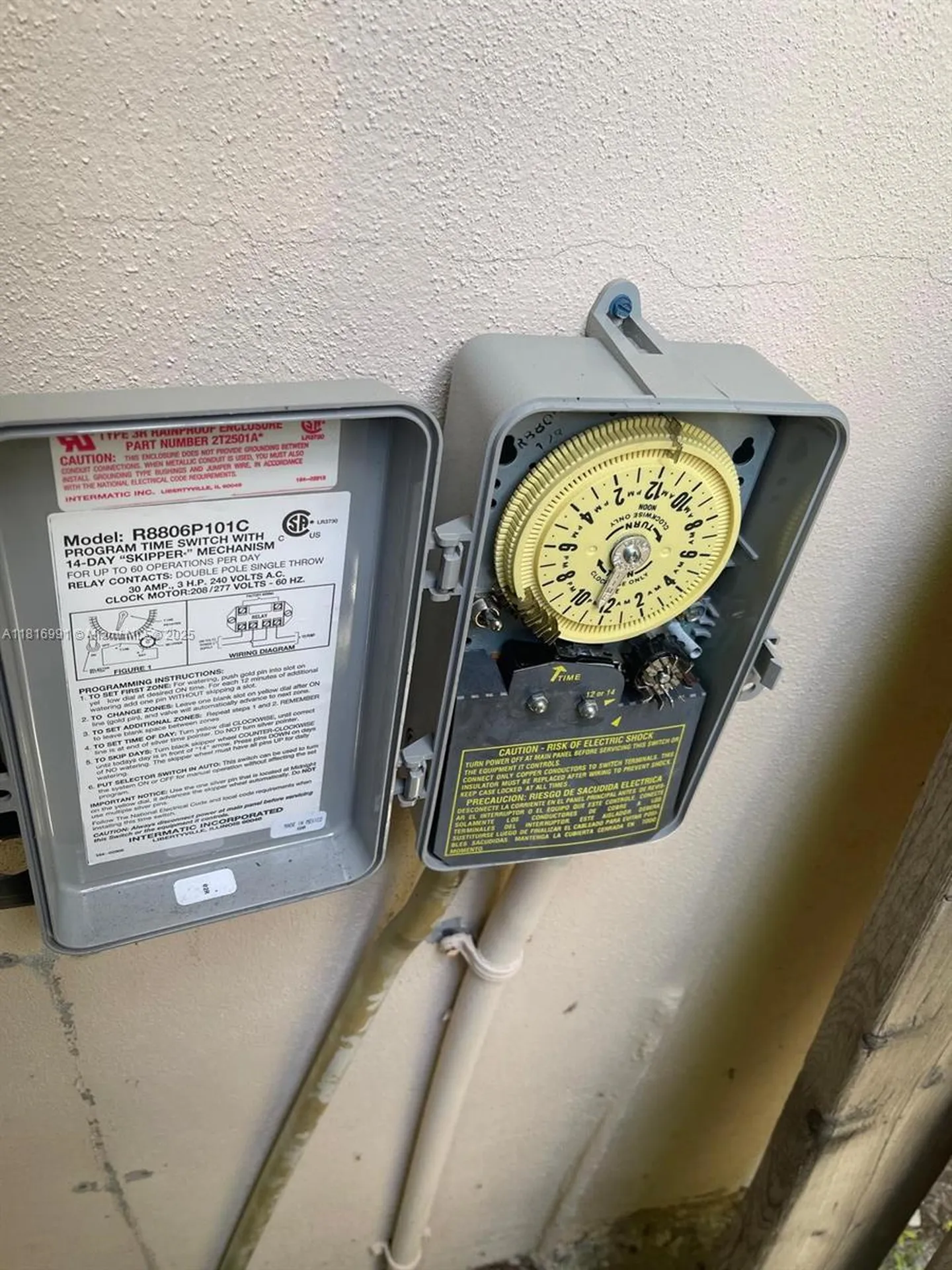 451 E Dayton Circle Fort Lauderdale FL 33312