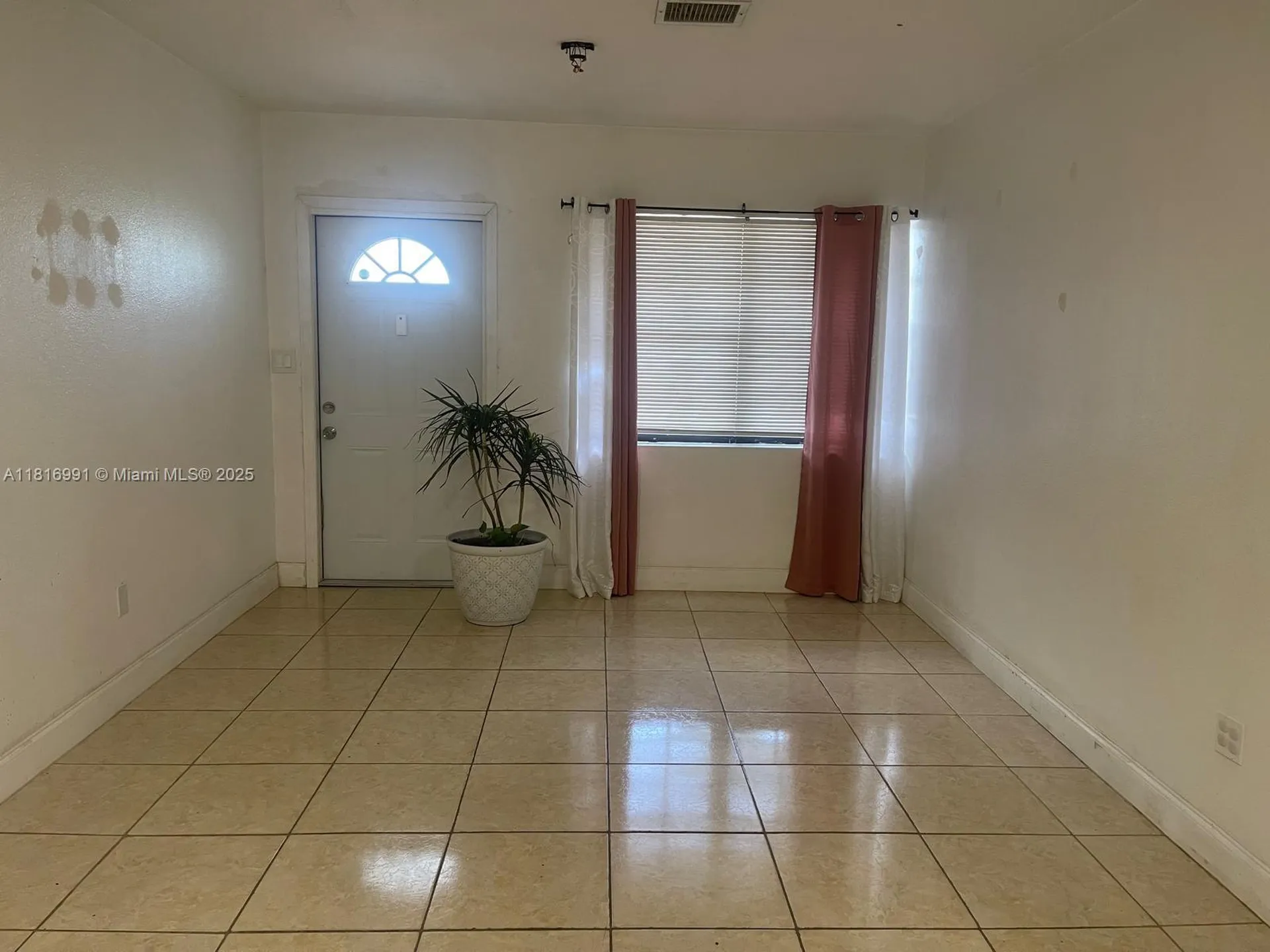 451 E Dayton Circle Fort Lauderdale FL 33312