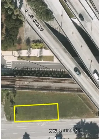 Miami FL 33136