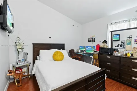 615 NW 108th Terrace Pembroke Pines FL 33026