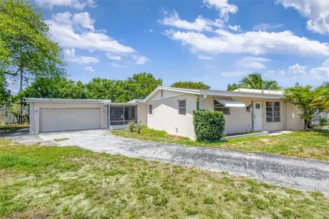 27 Robalo Court North Palm Beach FL 33408