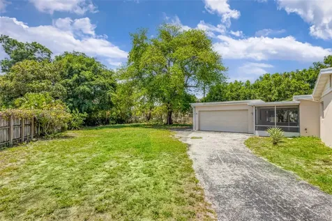 27 Robalo Court North Palm Beach FL 33408