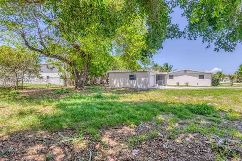 27 Robalo Court North Palm Beach FL 33408