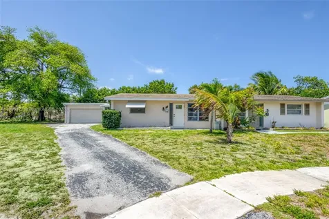 27 Robalo Court North Palm Beach FL 33408