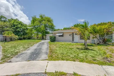 27 Robalo Court North Palm Beach FL 33408