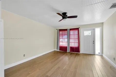 27 Robalo Court North Palm Beach FL 33408