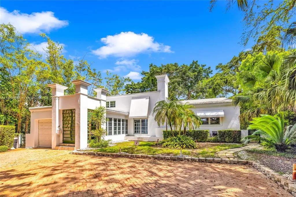 923 Catalonia Avenue Coral Gables FL 33134