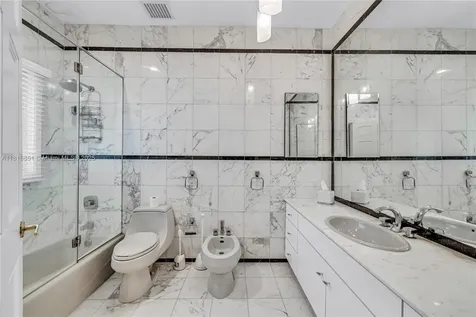 923 Catalonia Avenue Coral Gables FL 33134