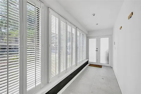 923 Catalonia Avenue Coral Gables FL 33134