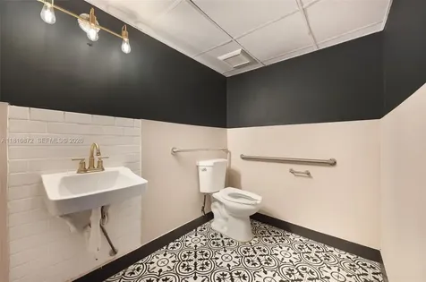 2345 SW 37th Avenue Miami FL 33145