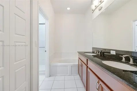 704 NE 193rd Street Miami FL 33179