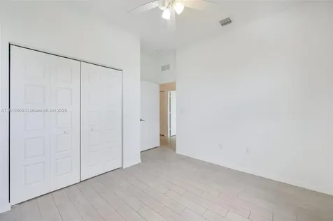 704 NE 193rd Street Miami FL 33179