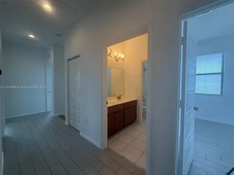 704 NE 193rd Street Miami FL 33179
