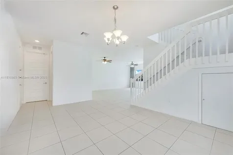 704 NE 193rd Street Miami FL 33179