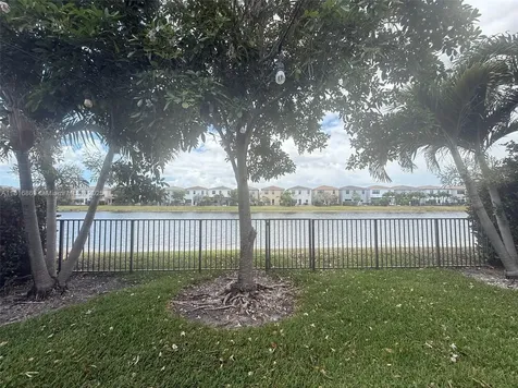704 NE 193rd Street Miami FL 33179