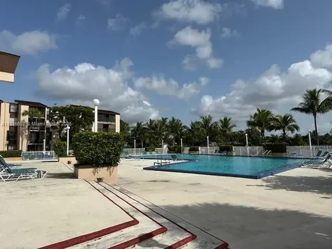 14611 N Kendall Drive Miami FL 33186