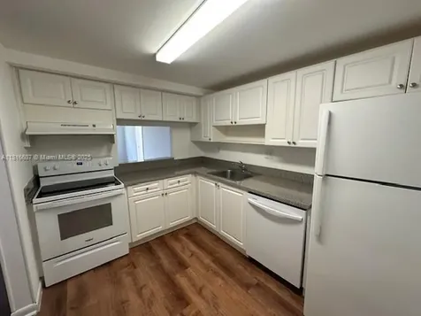 14611 N Kendall Drive Miami FL 33186