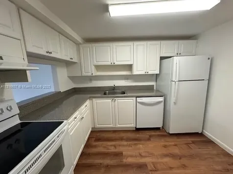 14611 N Kendall Drive Miami FL 33186