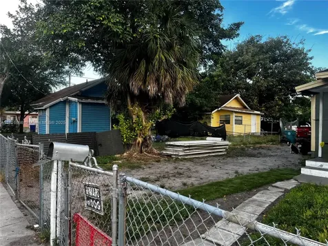 5750 NW 5th Avenue Miami FL 33127