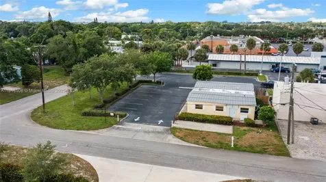 2402 S Us Highway 1 Fort Pierce FL 34982