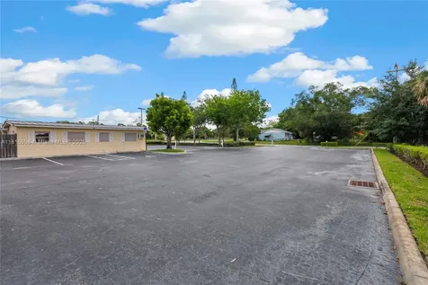 2402 S Us Highway 1 Fort Pierce FL 34982