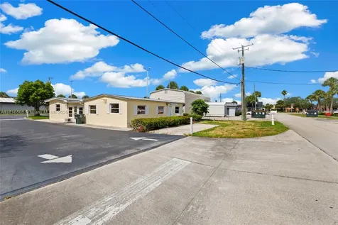 2402 S Us Highway 1 Fort Pierce FL 34982