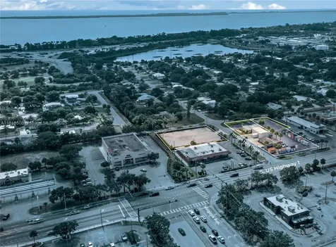2402 S Us Highway 1 Fort Pierce FL 34982