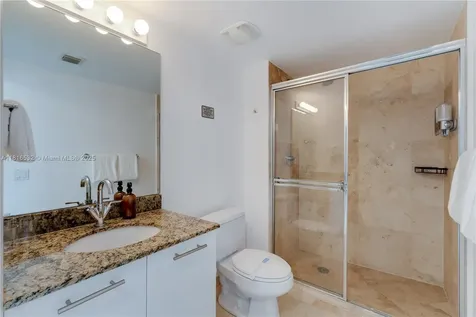 41 SE 5th Street Miami FL 33131