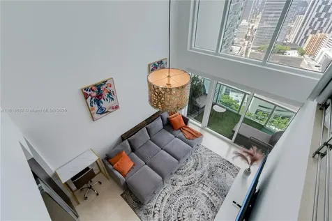 41 SE 5th Street Miami FL 33131