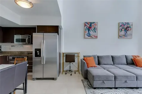 41 SE 5th Street Miami FL 33131