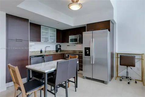 41 SE 5th Street Miami FL 33131
