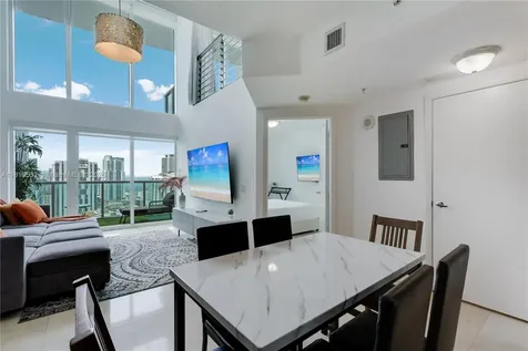 41 SE 5th Street Miami FL 33131