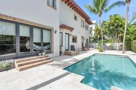 18825 N Bay Road Sunny Isles Beach FL 33160