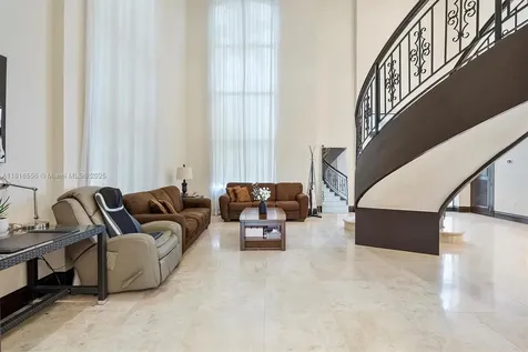 18825 N Bay Road Sunny Isles Beach FL 33160