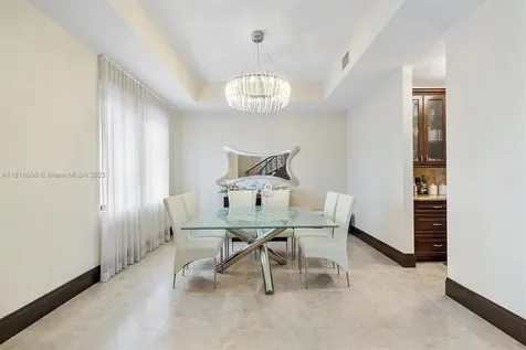 18825 N Bay Road Sunny Isles Beach FL 33160