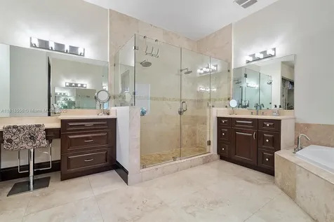 18825 N Bay Road Sunny Isles Beach FL 33160