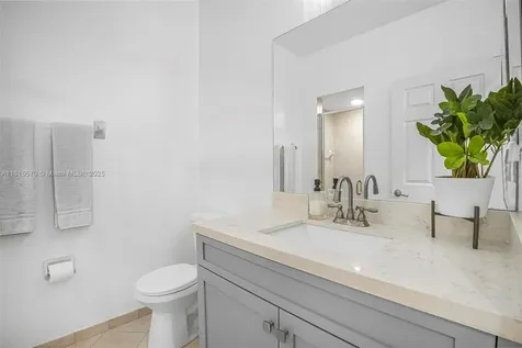 628 SE 37th Place Homestead FL 33033