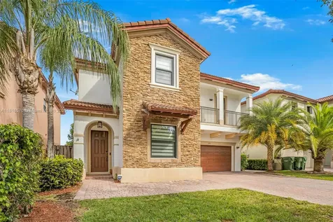 628 SE 37th Place Homestead FL 33033