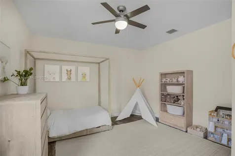 628 SE 37th Place Homestead FL 33033