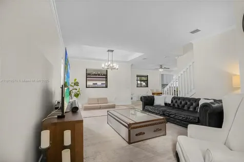 628 SE 37th Place Homestead FL 33033