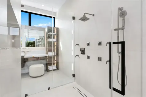 6900 SW 72nd Court Miami FL 33143
