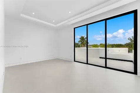 6900 SW 72nd Court Miami FL 33143